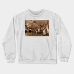 A Night At The Opera - 9 © Crewneck Sweatshirt